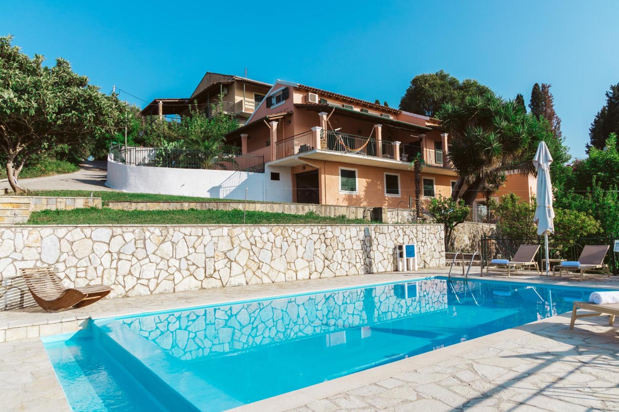 Villa Kira Áfra Exterior foto